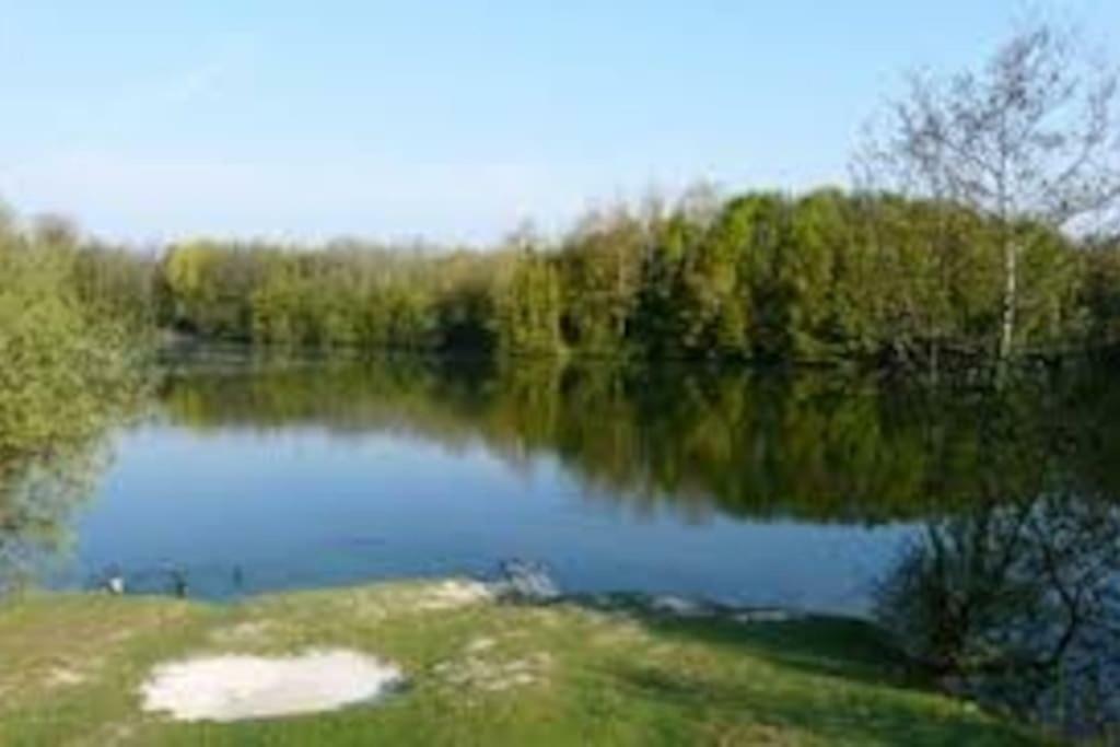 La Ferme Des Pierrettes Villa Menneville Bagian luar foto